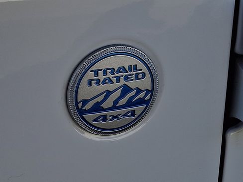 Used 2024 Jeep Wrangler Unlimited Sahara image 30