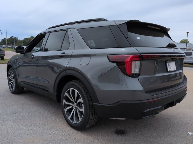New 2026 Ford Explorer ST-Line RWD image 6