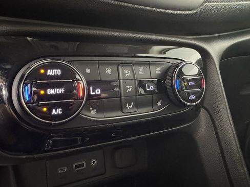 Used 2023 Buick Encore GX Select w/ Sport Touring Package image 20