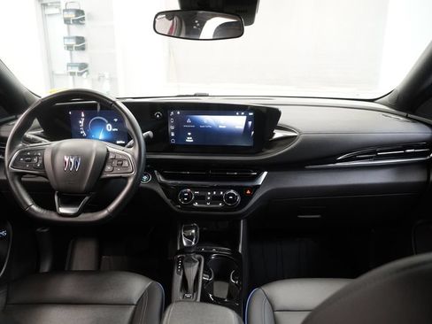 Used 2024 Buick Envista Sport Touring w/ Convenience I Package FWD image 19