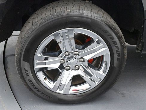 Used 2022 Chevrolet Silverado 1500 LT AWD/4WD image 33