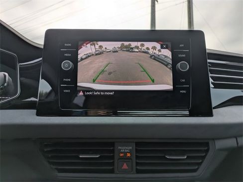 New 2026 Volkswagen Jetta SE image 21