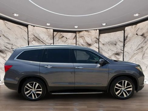 Used 2016 Honda Pilot Elite image 7
