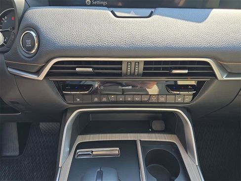 New 2025 MAZDA CX-90 3.3 Turbo w/ Preferred Package image 30