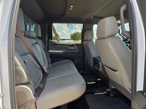 Certified 2022 GMC Sierra 1500 SLT w/ SLT Premium Package image 26