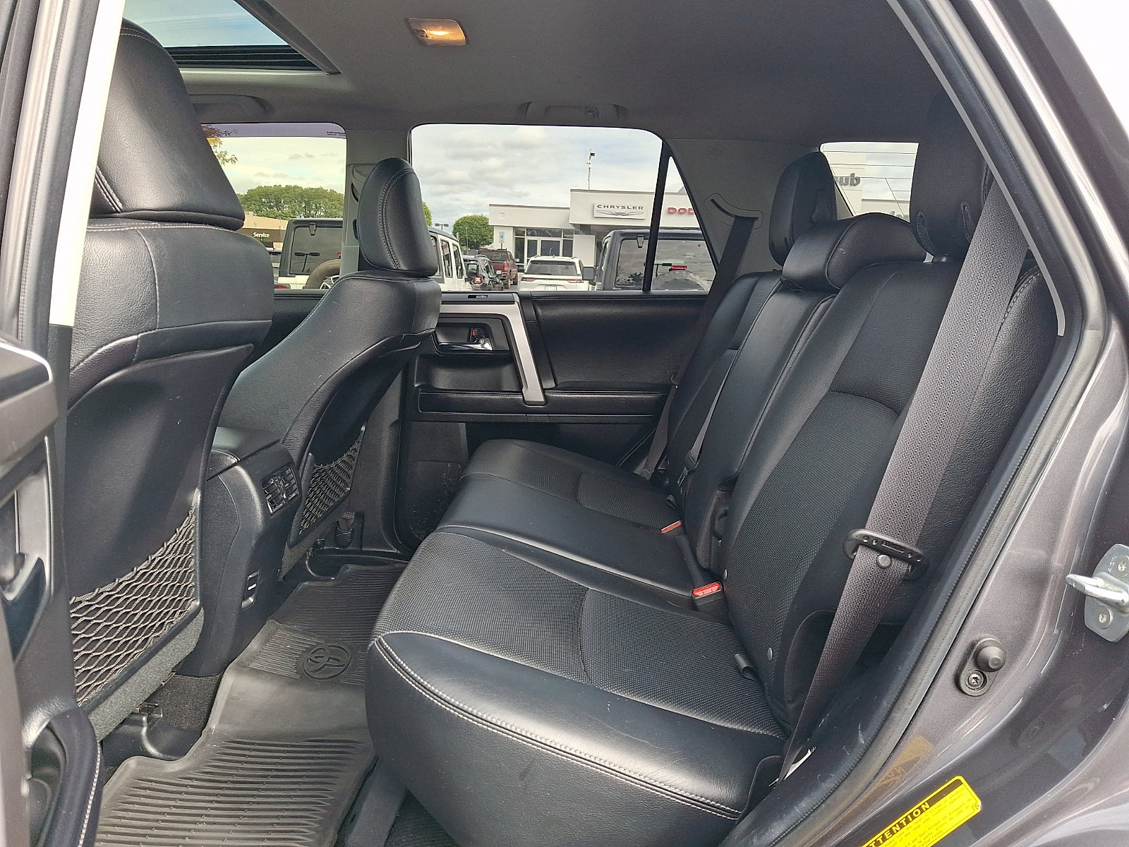 Used 2018 Toyota 4Runner Limited AWD/4WD image 10