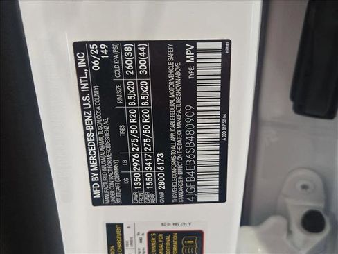 Certified 2025 Mercedes-Benz GLE 350 4MATIC image 21