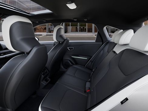 New 2026 Kia K4 GT-Line Turbo image 18