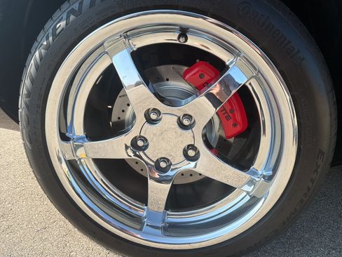 Used 1996 Chevrolet Corvette Coupe RWD image 10