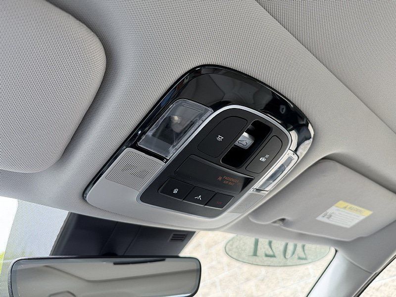 Used 2021 Hyundai Sonata Limited w/ Winter Weather Package FWD image 14