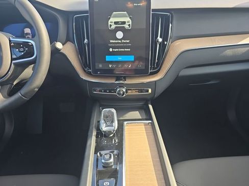 New 2026 Volvo XC60 B5 Plus w/ Protection Package Premier AWD/4WD image 11