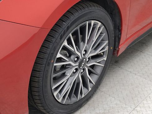 Used 2024 Kia Forte GT-Line w/ GT-Line Premium Package FWD image 31