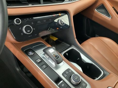 Used 2024 INFINITI QX60 Sensory w/ Vision Package image 13