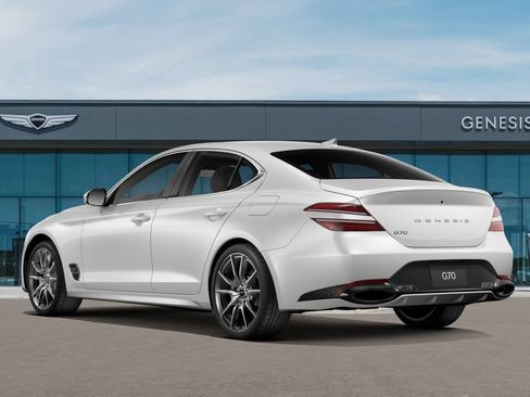 New 2026 Genesis G70 2.5T RWD image 5