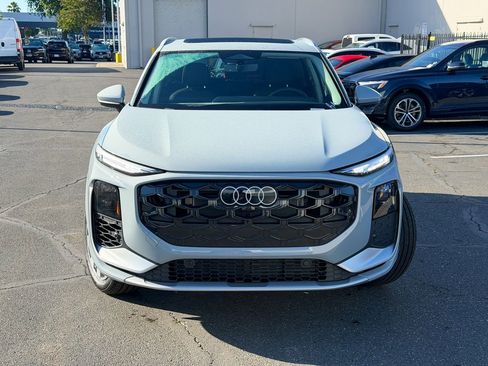 New 2026 Audi Q3 quattro 2.0T AWD/4WD image 4