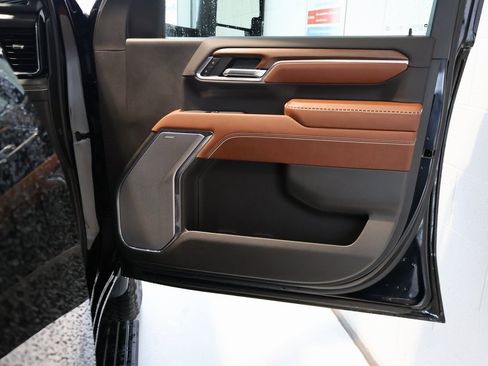 Certified 2024 GMC Sierra 3500 Denali Ultimate image 41