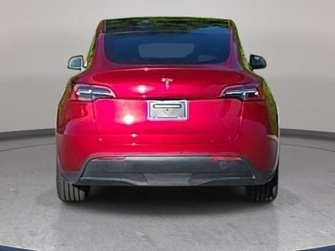 Used 2024 Tesla Model Y Long Range RWD image 6