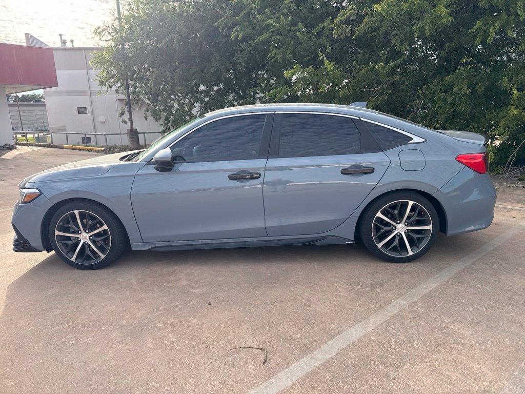 Used 2022 Honda Civic Touring image 8