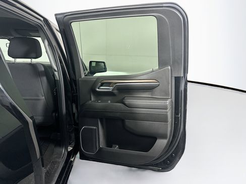 Used 2023 Chevrolet Silverado 1500 LT image 30