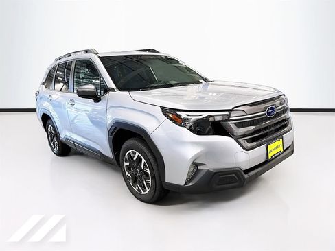 Used 2026 Subaru Forester Premium AWD/4WD image 3