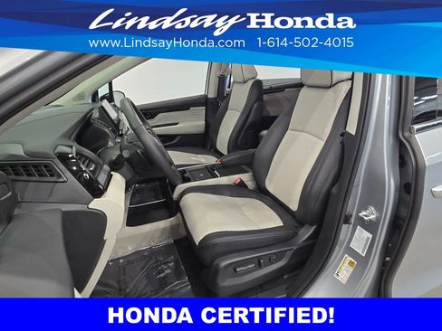 Certified 2026 Honda Odyssey Elite image 12