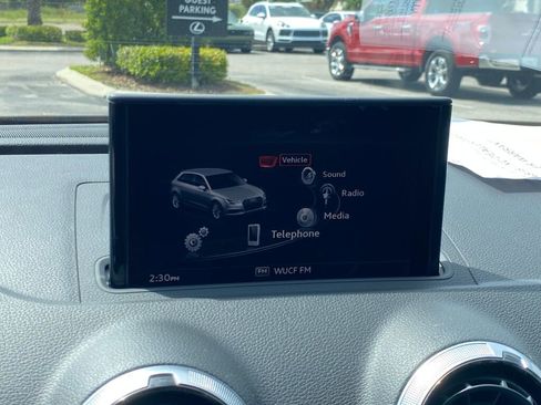 Used 2017 Audi A3 e-tron Premium image 7