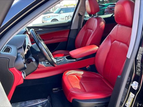 Used 2020 Alfa Romeo Stelvio Sport w/ Quick Order Package 22K Sport RWD image 9