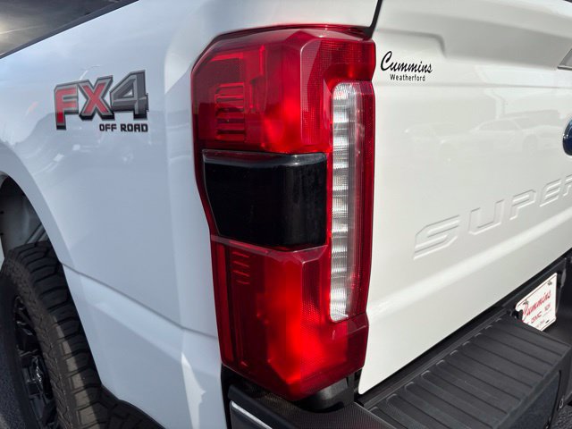 Used 2024 Ford F350 Lariat w/ FX4 Off-Road Package AWD/4WD image 11