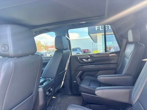 Used 2022 Chevrolet Tahoe Z71 w/ Z71 Off-Road Package AWD/4WD image 10