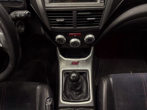Used 2011 Subaru Impreza WRX STI image 22