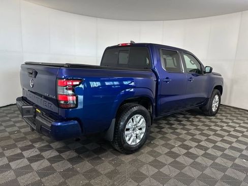 Used 2022 Nissan Frontier SV w/ Technology Package image 3