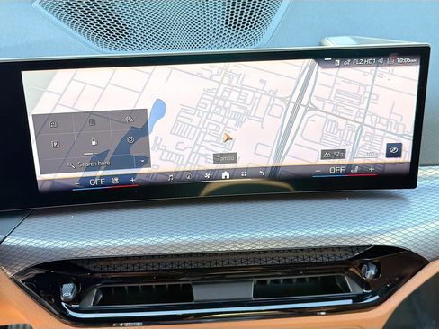 New 2026 BMW 330i Sedan w/ Convenience Package image 33