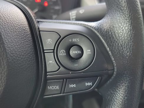 Used 2024 Toyota Corolla Cross L FWD image 20