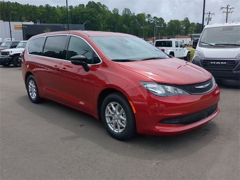 New 2026 Chrysler Voyager LX image 21