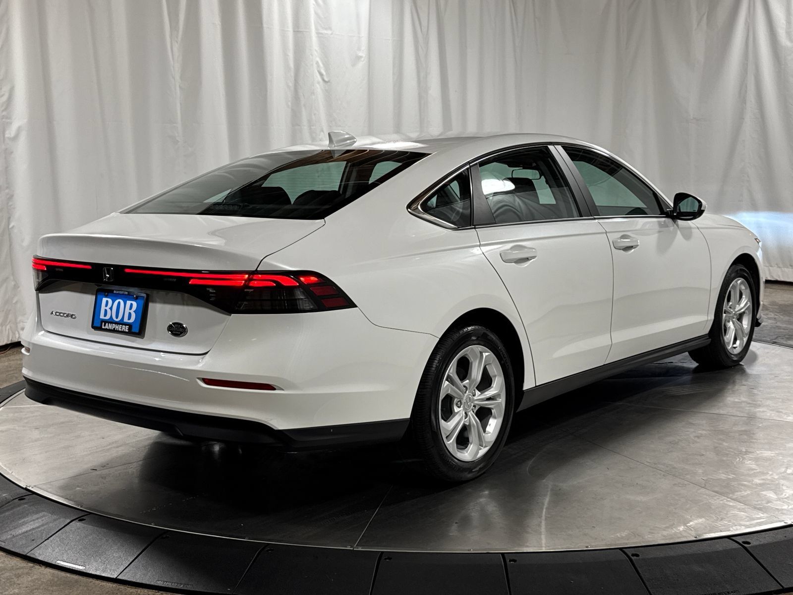 Used 2024 Honda Accord LX image 10