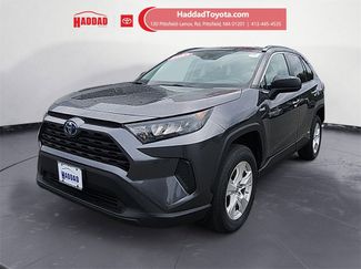 Used 2021 Toyota RAV4 LE image 1