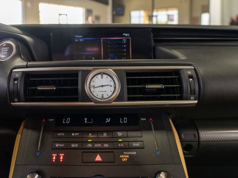 Used 2018 Lexus RC 300 F Sport image 11