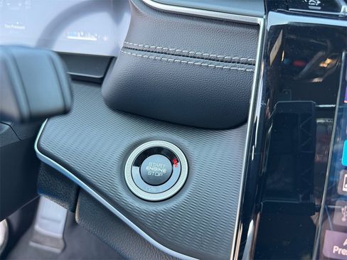 New 2025 Jeep Grand Cherokee L Laredo w/ Luxury Tech Group I image 26