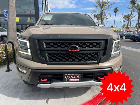 Used 2021 Nissan Titan PRO-4X w/ Pro-4x Convenience Package AWD/4WD image 7
