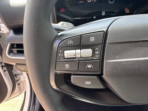 Used 2025 Kia K4 FWD image 29