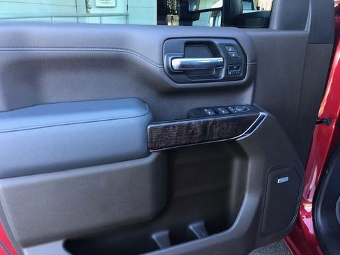 Used 2023 GMC Sierra 3500 Denali w/ Denali Ultimate Package image 20