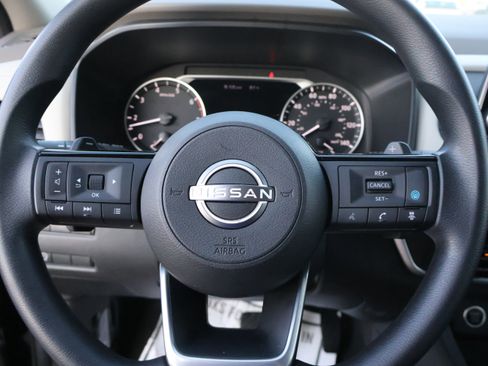 Used 2023 Nissan Rogue SV AWD/4WD image 37