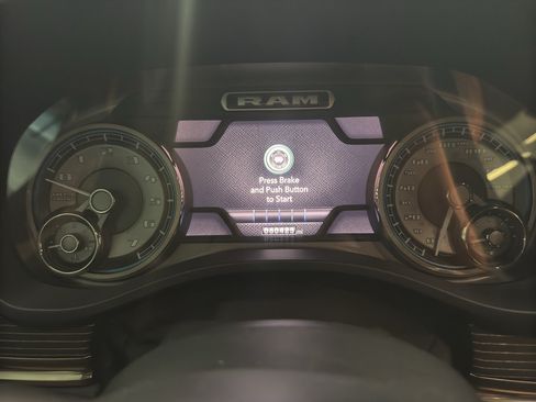 Used 2021 RAM 1500 Limited AWD/4WD image 27