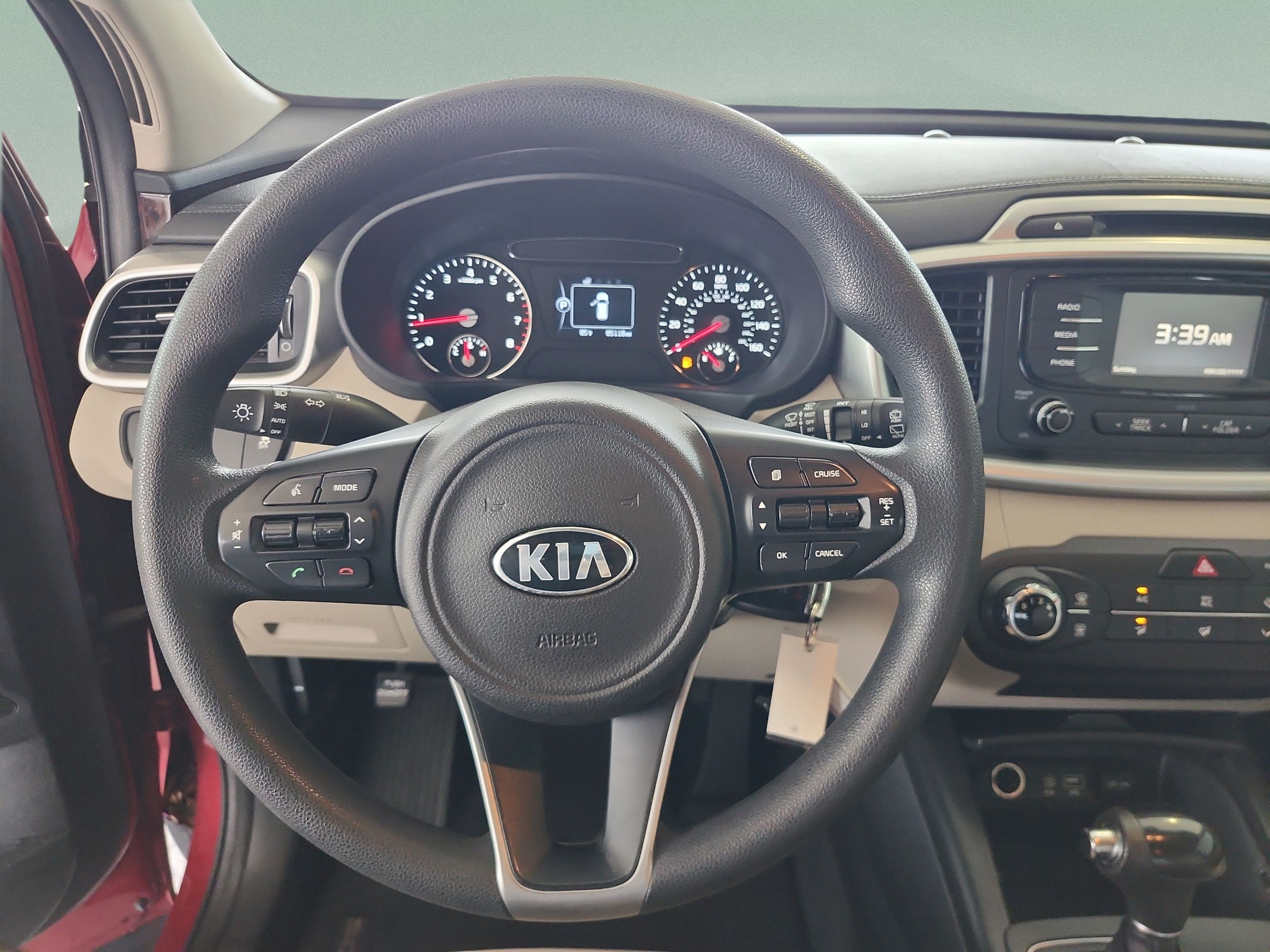Used 2016 Kia Sorento FWD image 9