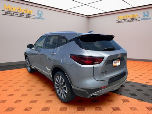 Used 2023 Chevrolet Blazer Premier AWD/4WD image 3