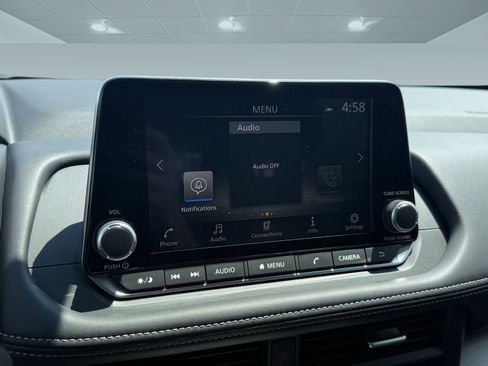 Used 2026 Nissan Rogue SV FWD image 24
