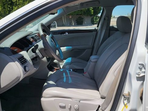 Used 2009 Buick Lucerne CXL FWD image 26