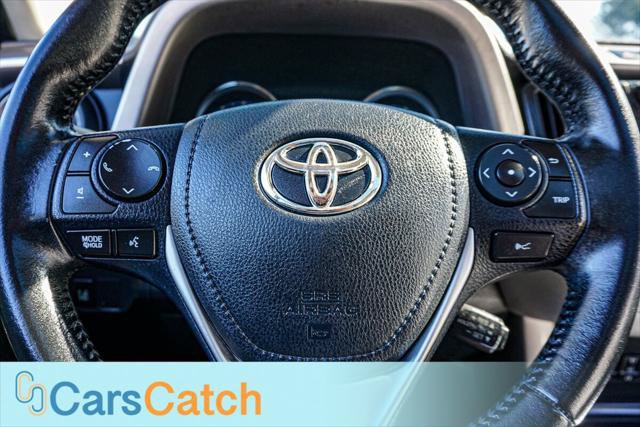 Used 2018 Toyota RAV4 Limited FWD image 22