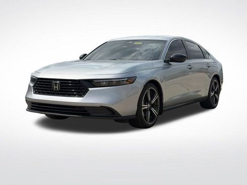 Used 2024 Honda Accord Sport image 12