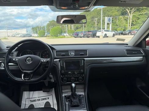 Used 2016 Volkswagen Passat 1.8T SE FWD image 17